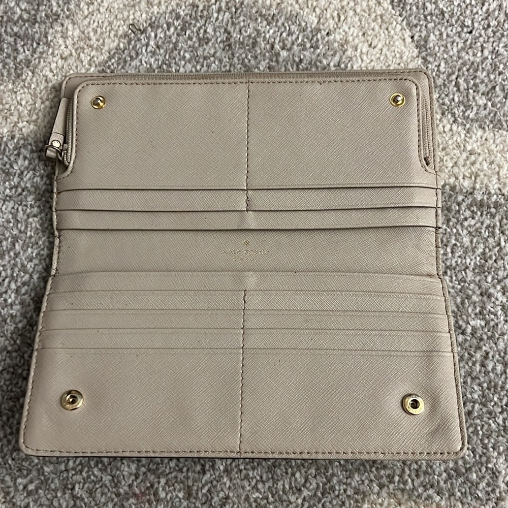 Kate Spade Neutral Large Wallet - Picture 3 of 3
